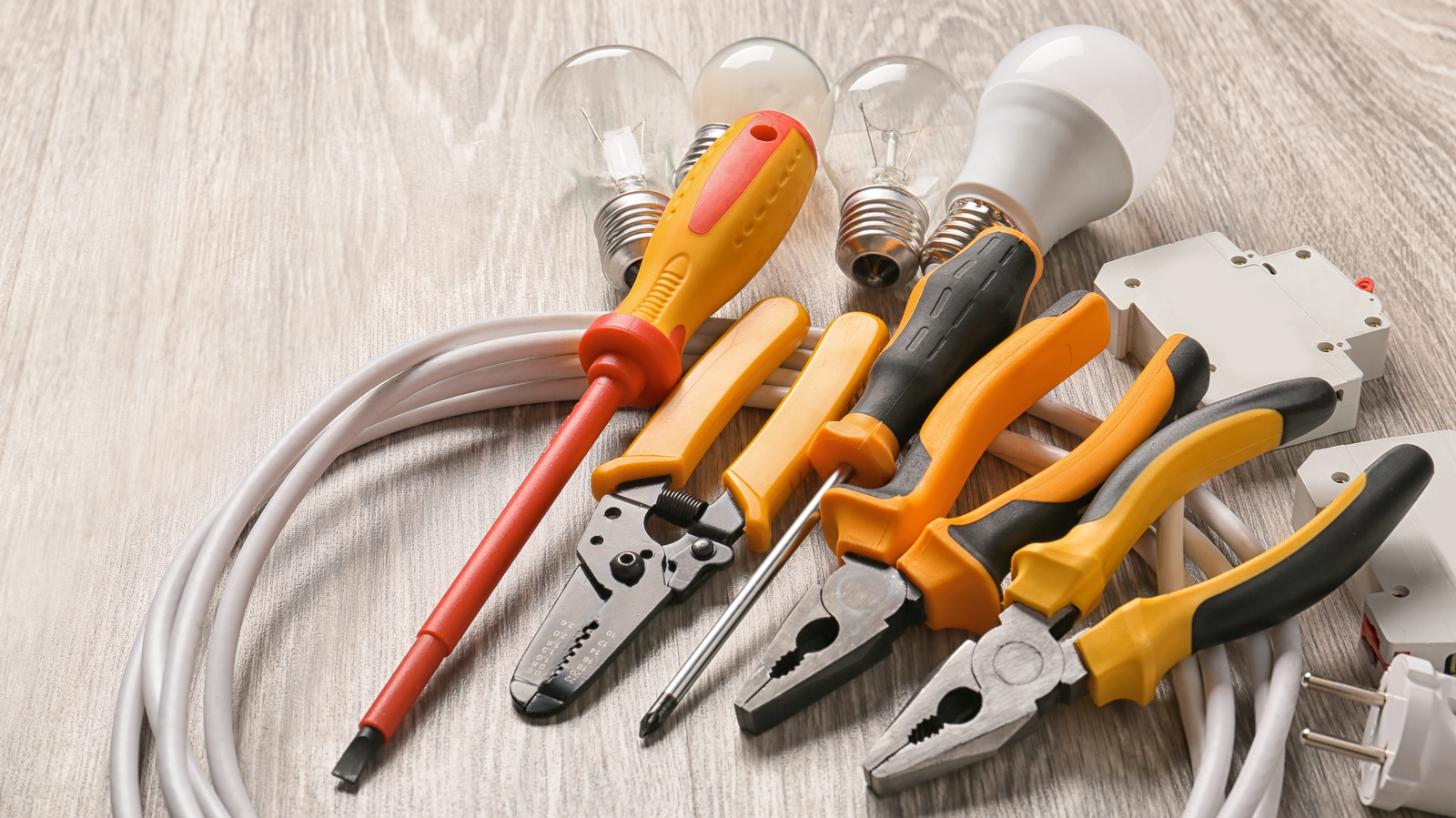 18 tools every home owner should have readily available